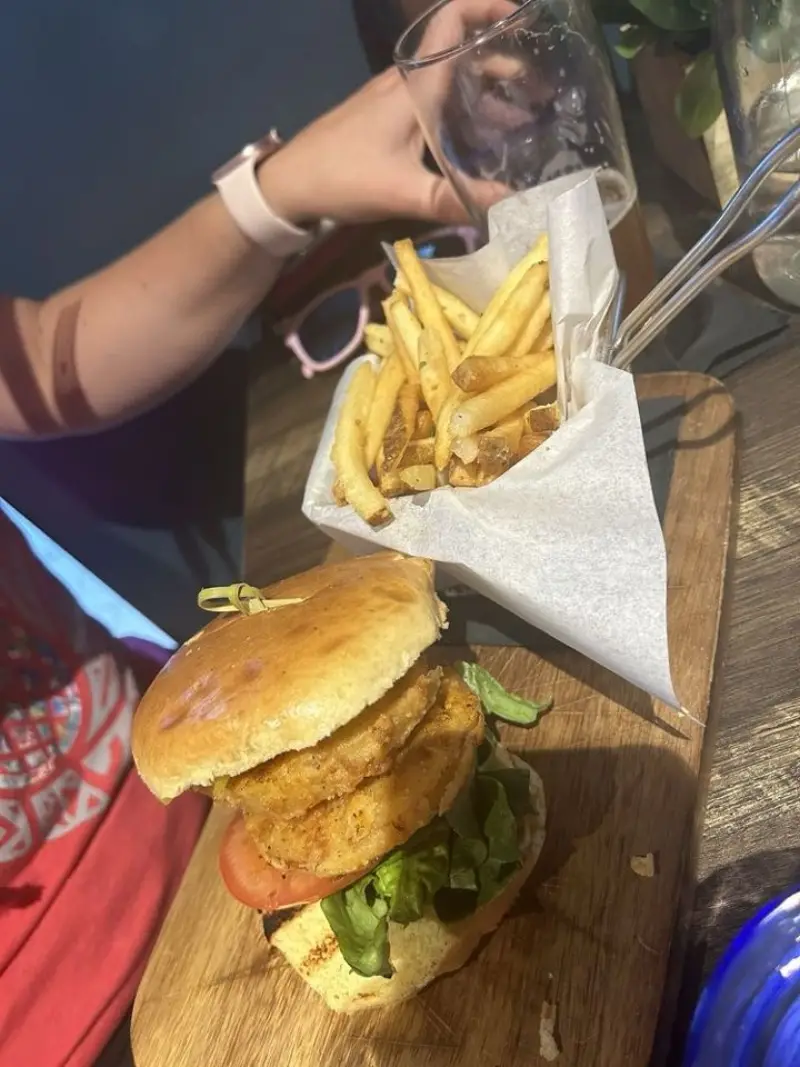 FRIED GREEN TOMATO SANDWICH